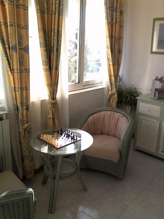 La Casa Del Mare Lejlighed Carrara Eksteriør billede